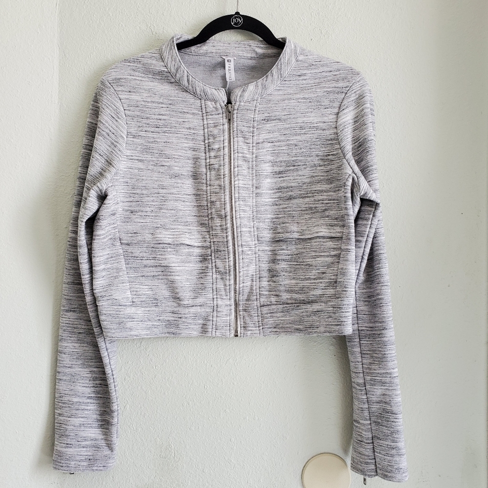FABLETICS || gray cropped magnolia jacket